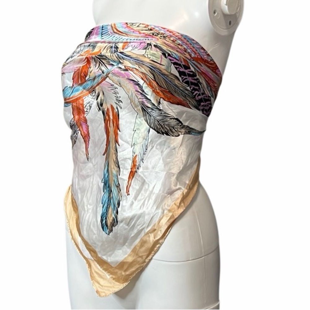 Multicolor Feather Print Scarf